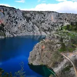Laura Donji Proložac